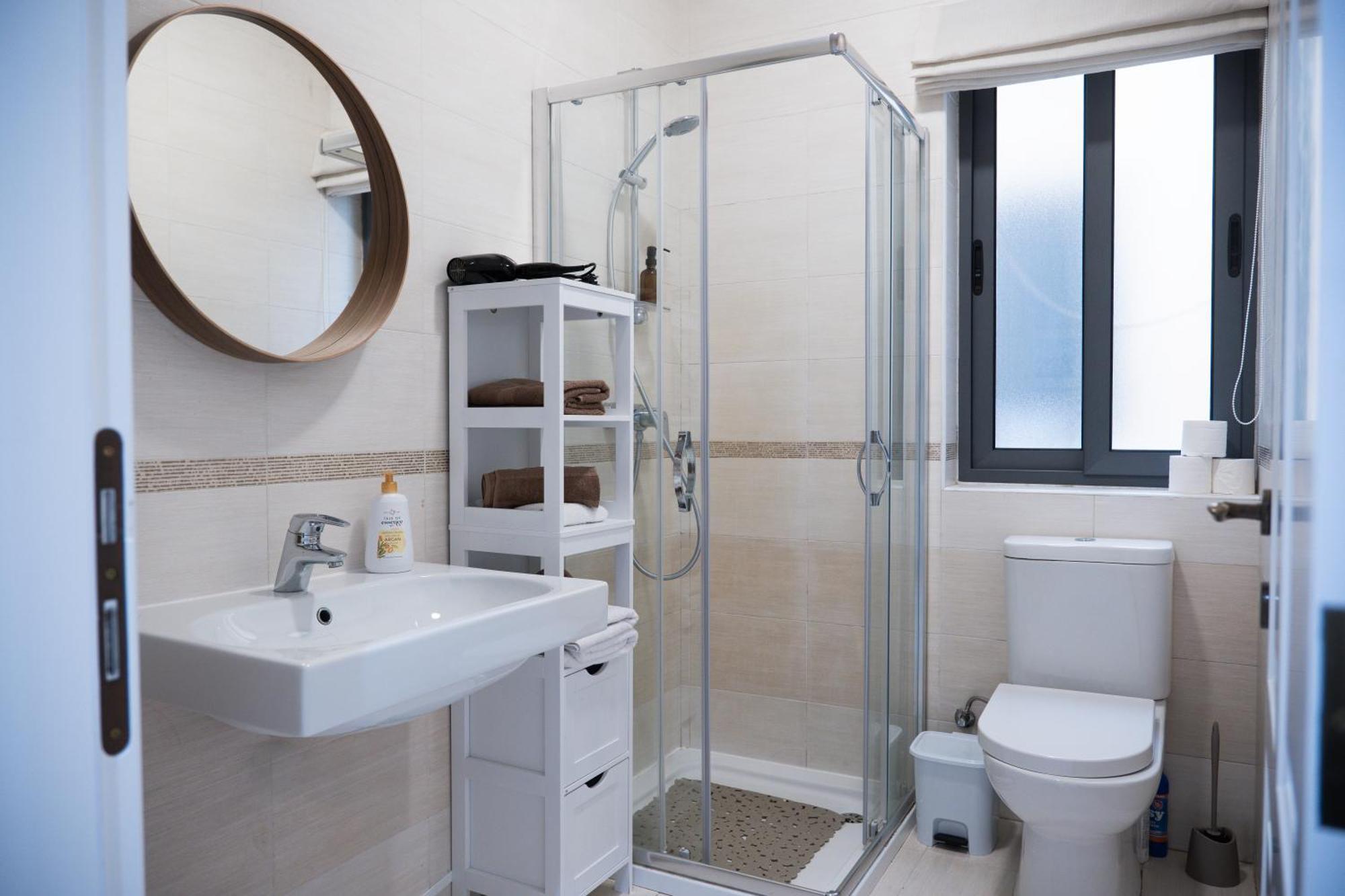 Golden Harbour - 2 Bedrooms, 2 Bathrooms Gzira Bagian luar foto