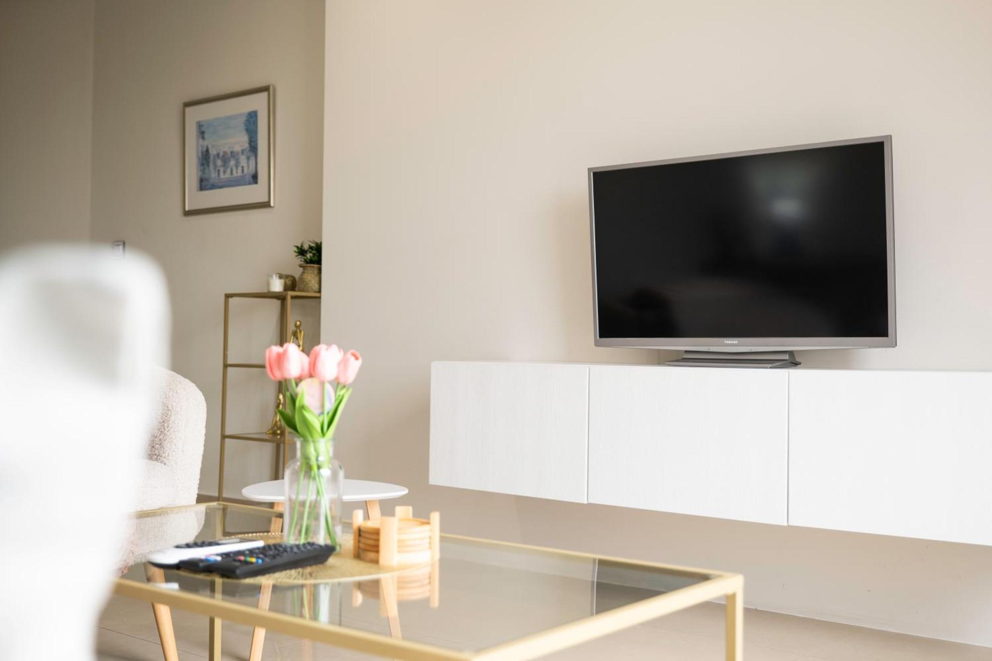 Golden Harbour - 2 Bedrooms, 2 Bathrooms Gzira Bagian luar foto