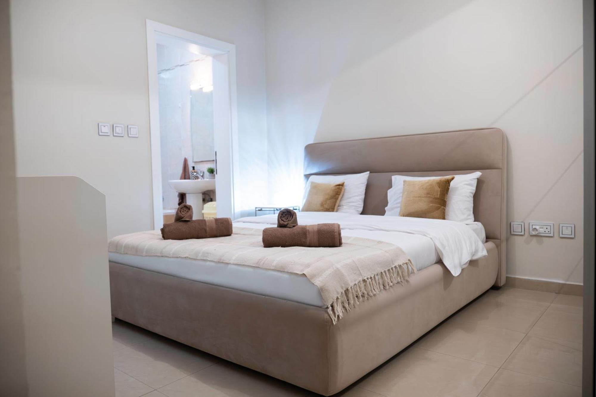Golden Harbour - 2 Bedrooms, 2 Bathrooms Gzira Bagian luar foto