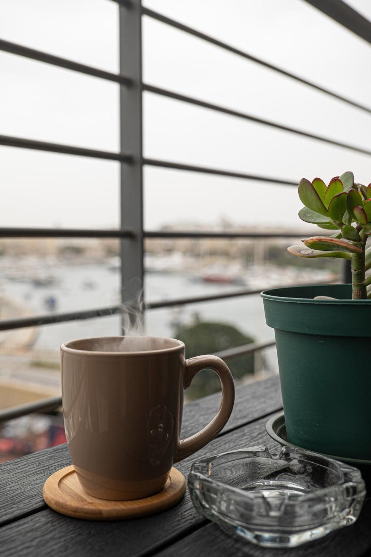 Golden Harbour - 2 Bedrooms, 2 Bathrooms Gzira Bagian luar foto