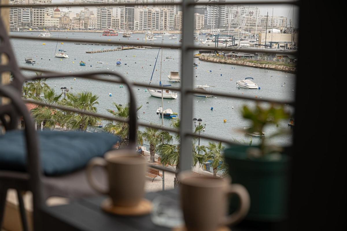 Golden Harbour - 2 Bedrooms, 2 Bathrooms Gzira Bagian luar foto
